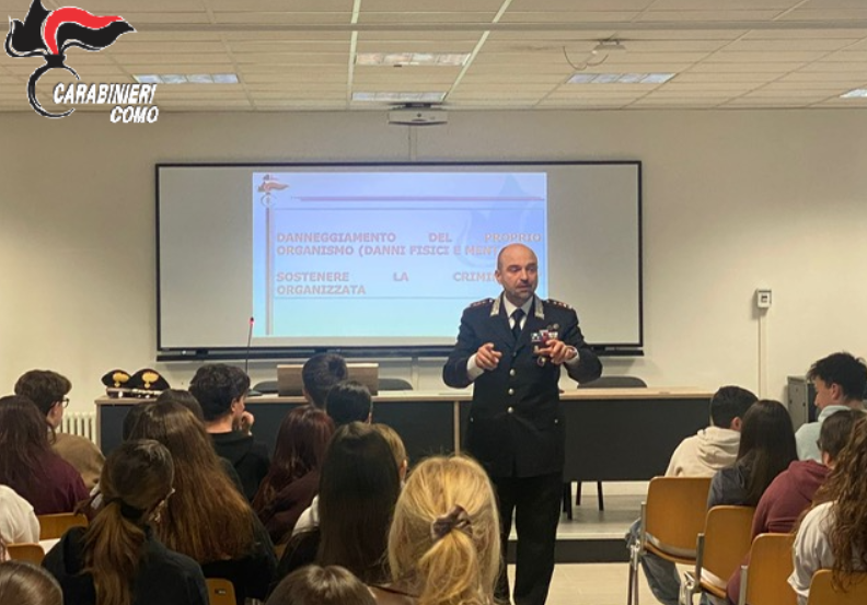 I Carabinieri incontrano gli studenti del liceo Fermi