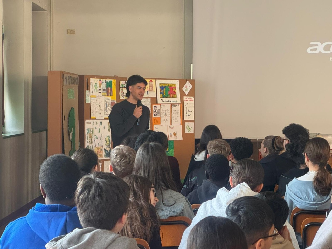 Un progetto didattico con Giacomo Mazzariol alla Tibaldi