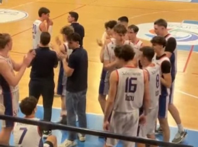 Gli Under17 di Cantù superano Padova e conquistano la qualificazione alle finali nazionali