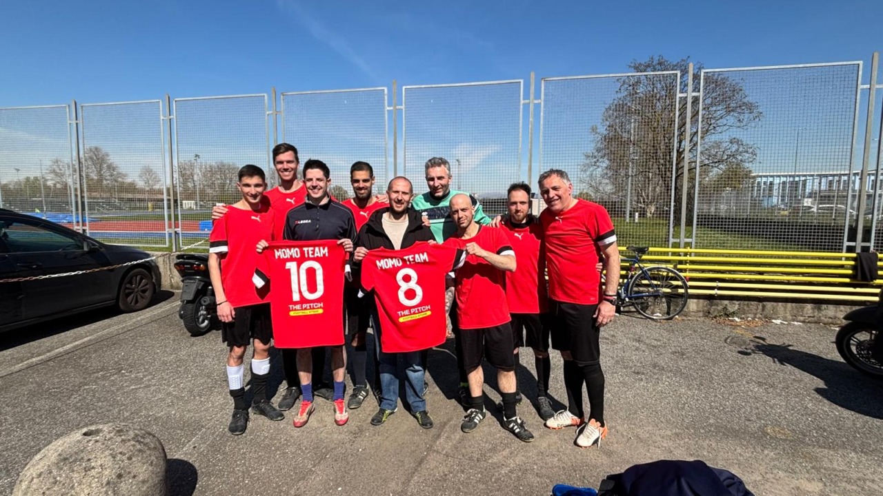 Il sindaco di Novedrate in campo con la Momo Team e i detenuti del carcere di Monza