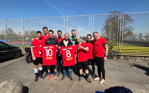 Il sindaco di Novedrate in campo con la Momo Team e i detenuti del carcere di Monza