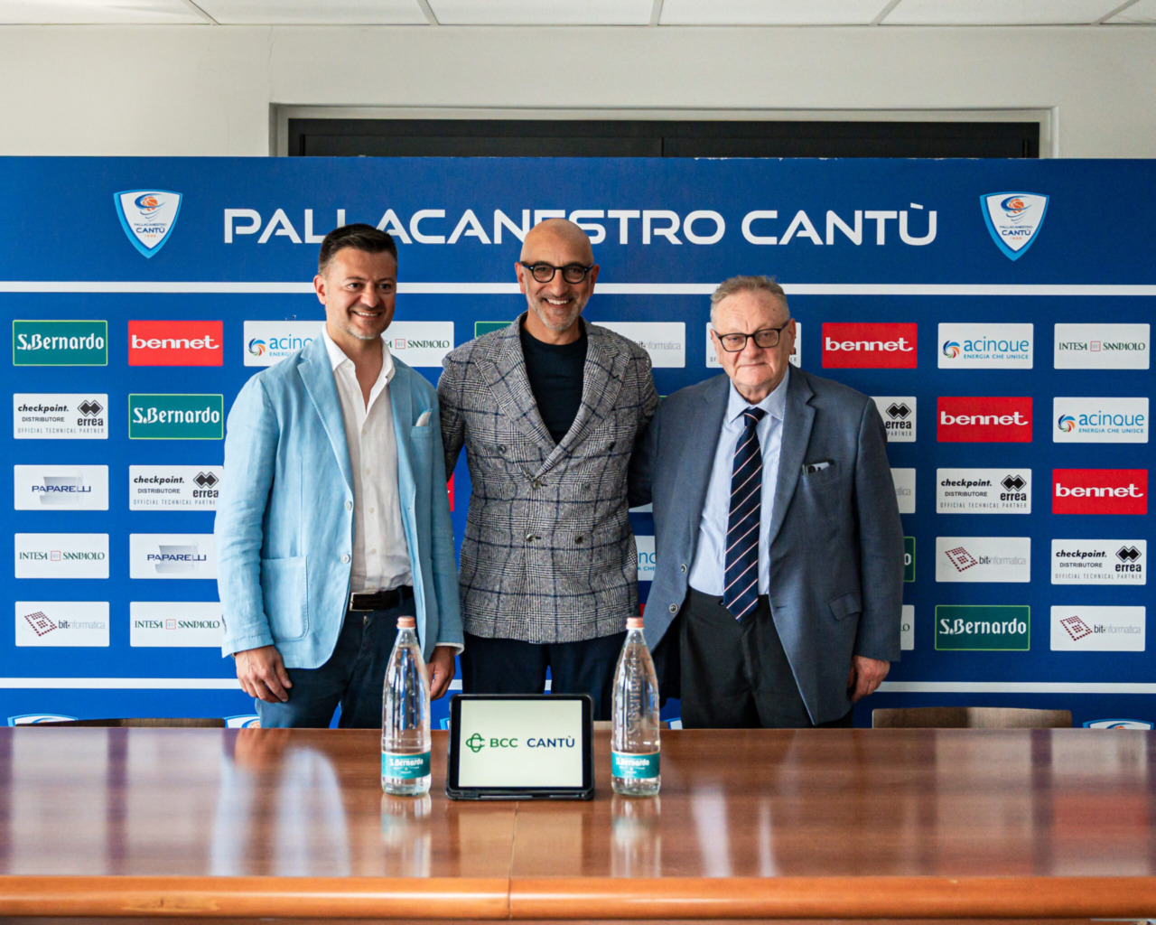 Francesco Vitucci è il nuovo coach di Cantù