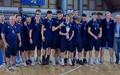 Under17 di Cantù conquista il terzo posto: 75-58 contro Ferrara