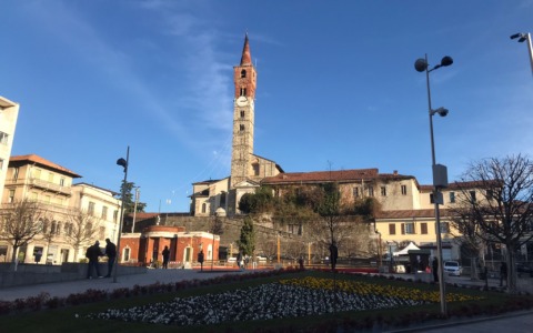 Charturium presenta un evento sulla Pallacanestro a Cantù