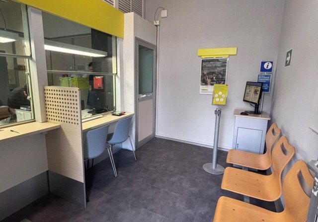 Riaprono al pubblico gli uffici postali di Brenna e Fenegrò dopo i lavori di ristrutturazione